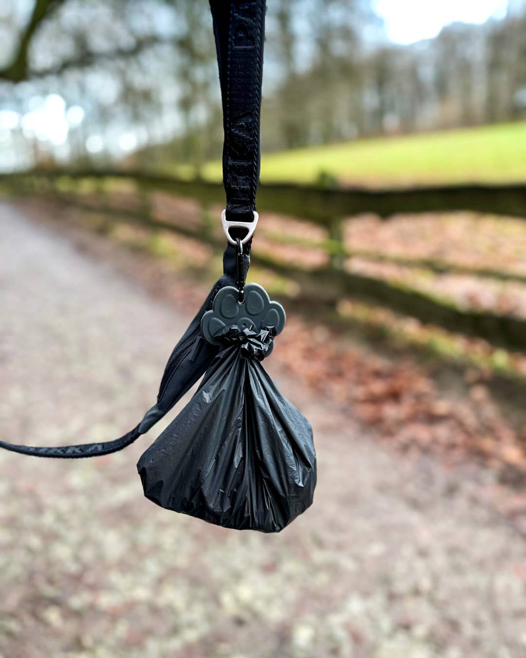 Kotbeutelhalter PFOTE | Glow - Kotbeutelspender