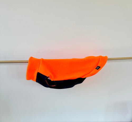 Fleece trui voor teckels met waterdichte buikinzet | Neon oranje - hondentrui