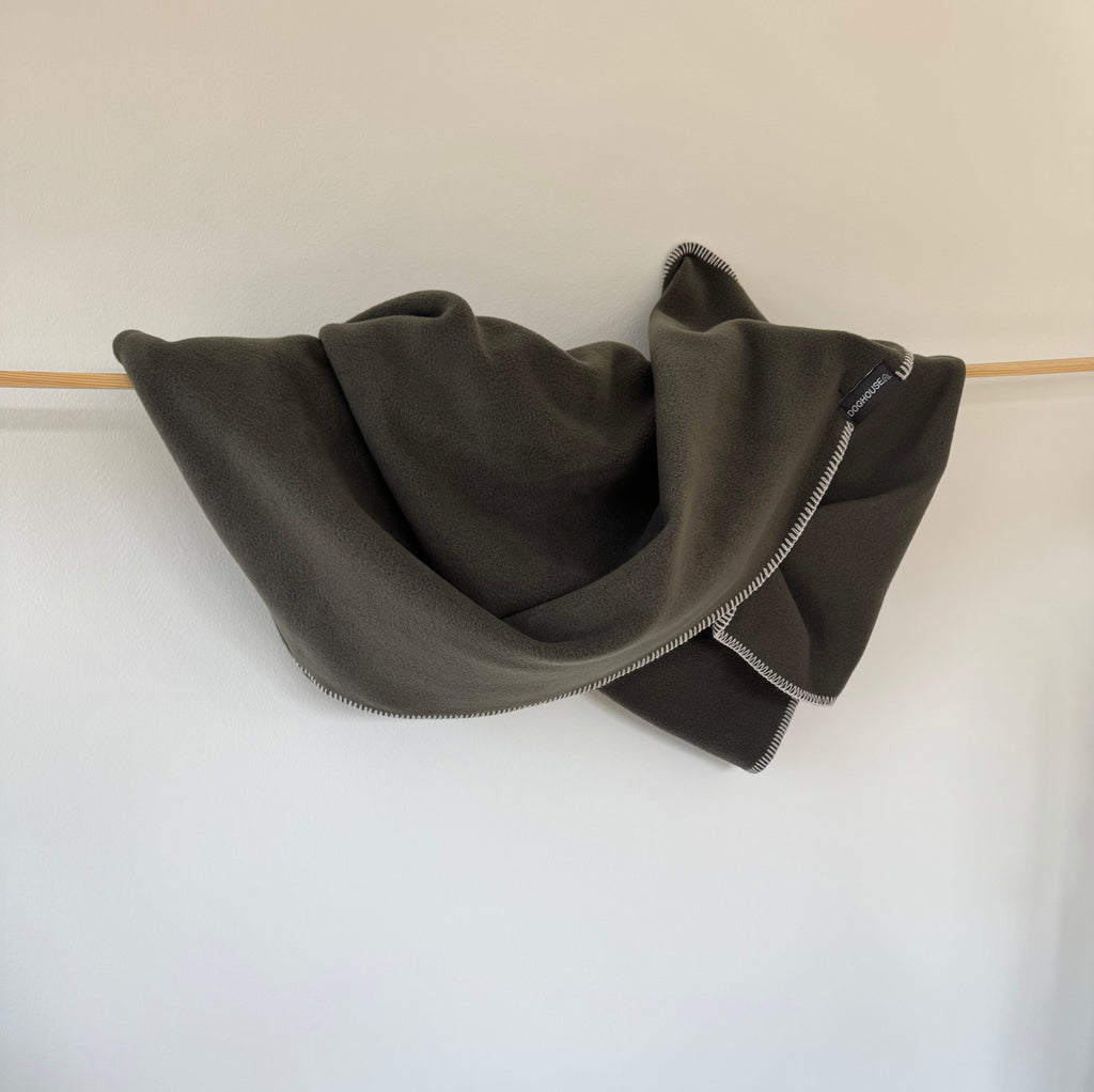 Hundedecke aus Polarfleece | Olive-Creme - Hundedecke
