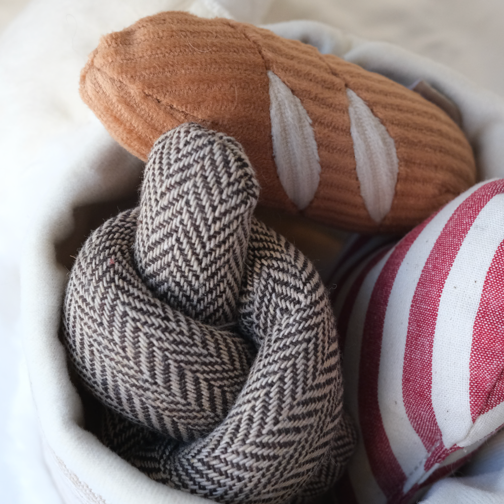 BIRTHDAY CAKE Hundespielzeug – Mini NOU, Mini Baguette, Mini Furry Pop und Mini Heart