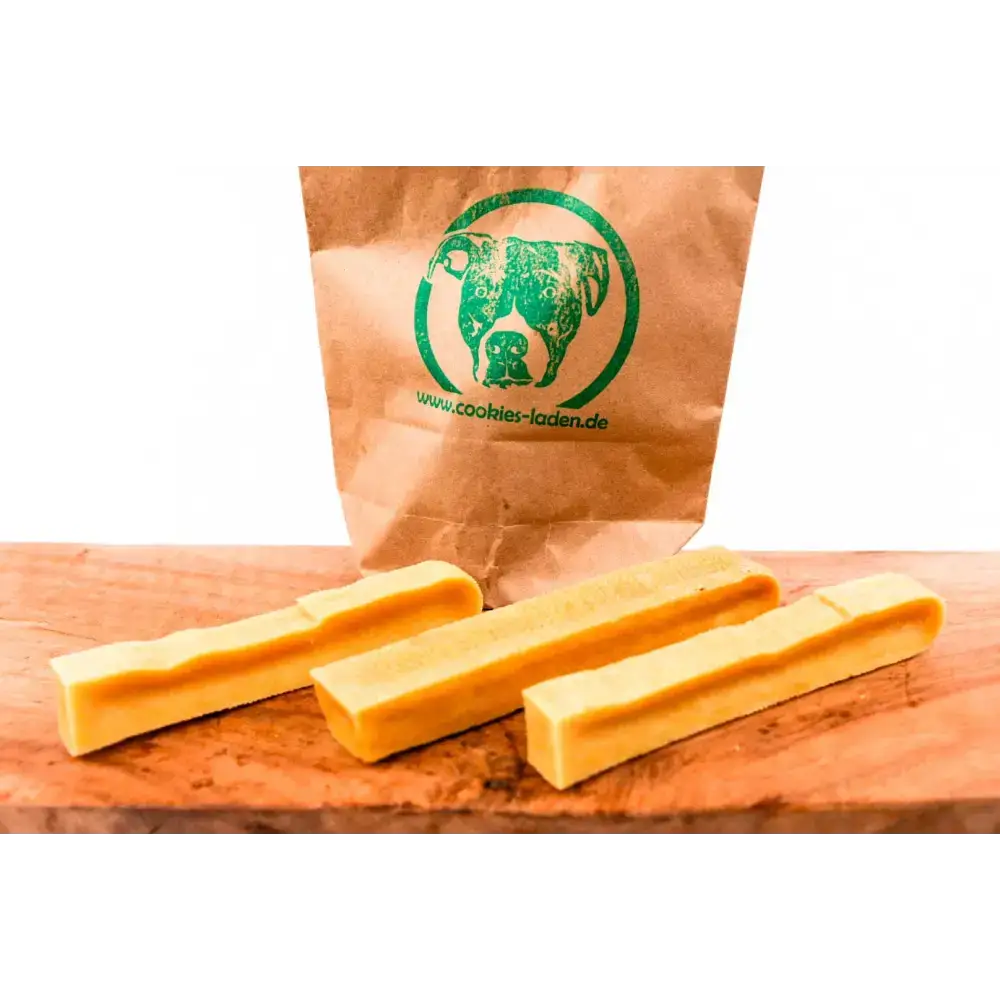 Churpi Käse Kausnack für Hunde nach Himalaya-Tradition – 100 % natürliche Zutaten, proteinreich & ohne künstliche Zusätze, hergestellt in Deutschland.