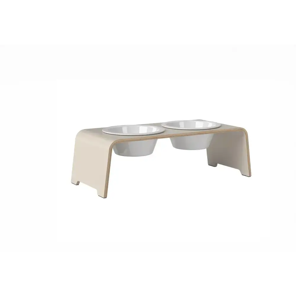 DogBar M in Cashmere Grey – stilvolle, erhöhte Futterstation für mittelgroße bis große Hunde mit hochwertigen Porzellannäpfen und nachhaltigem Holzkorpus.