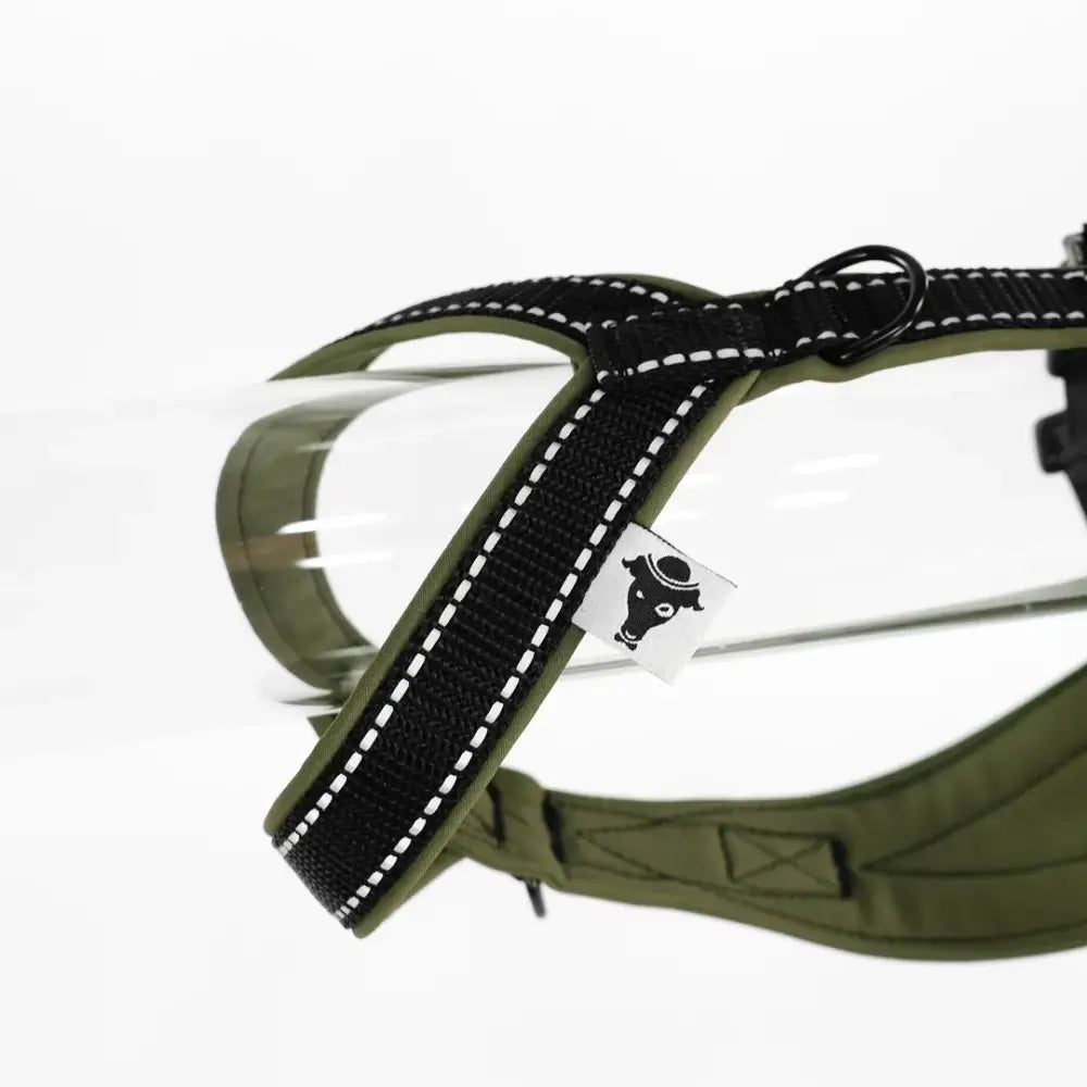 Dackel Hundegeschirr Dark Olive von Karma Hund – rutschfestes, strapazierfähiges und bequemes Geschirr für optimalen Sitz.