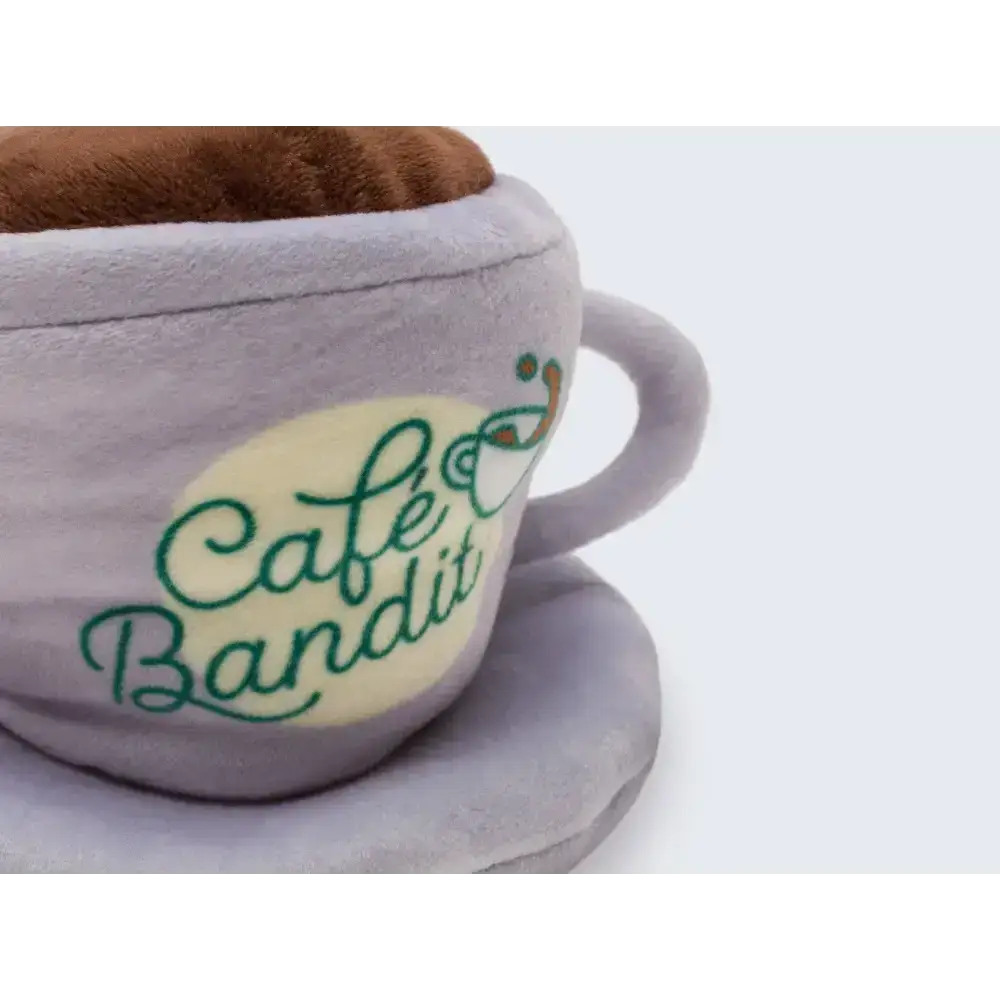 Detailansicht der „Café Bandit“-Tasse – hochwertiges Hundespielzeug mit Quietschfunktion.